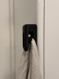 Self-Locking Hanger